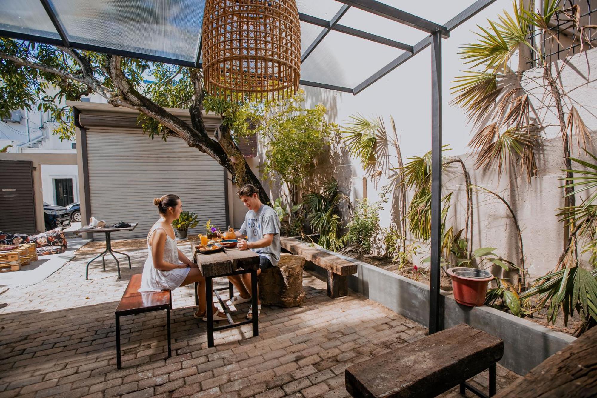 Drop Inn Hostels Colombo Ngoại thất bức ảnh