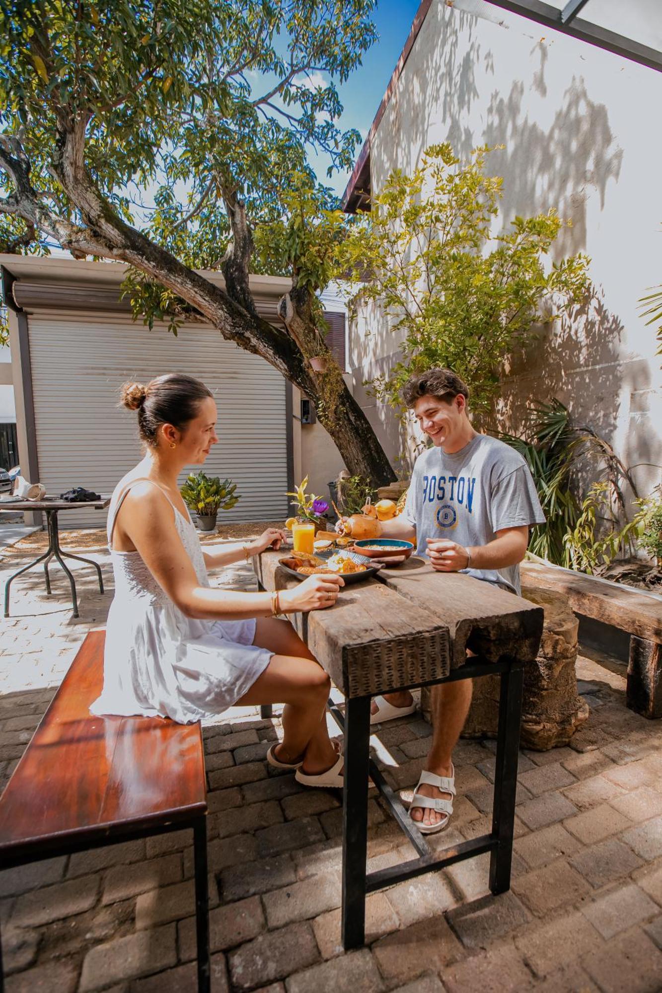 Drop Inn Hostels Colombo Ngoại thất bức ảnh