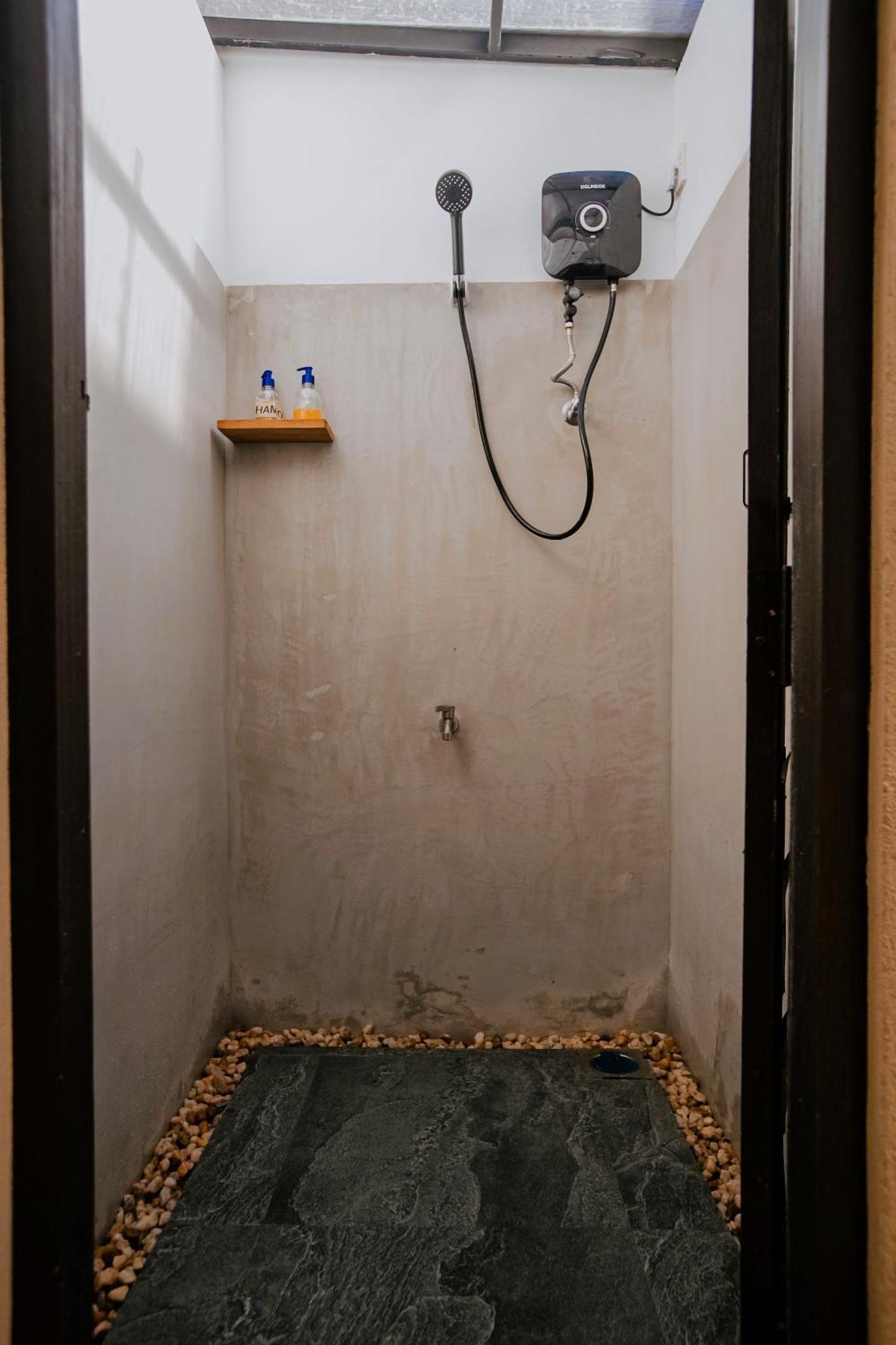 Drop Inn Hostels Colombo Ngoại thất bức ảnh
