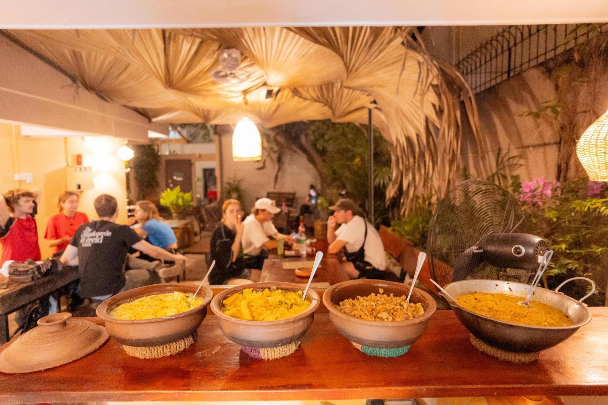 Drop Inn Hostels Colombo Ngoại thất bức ảnh